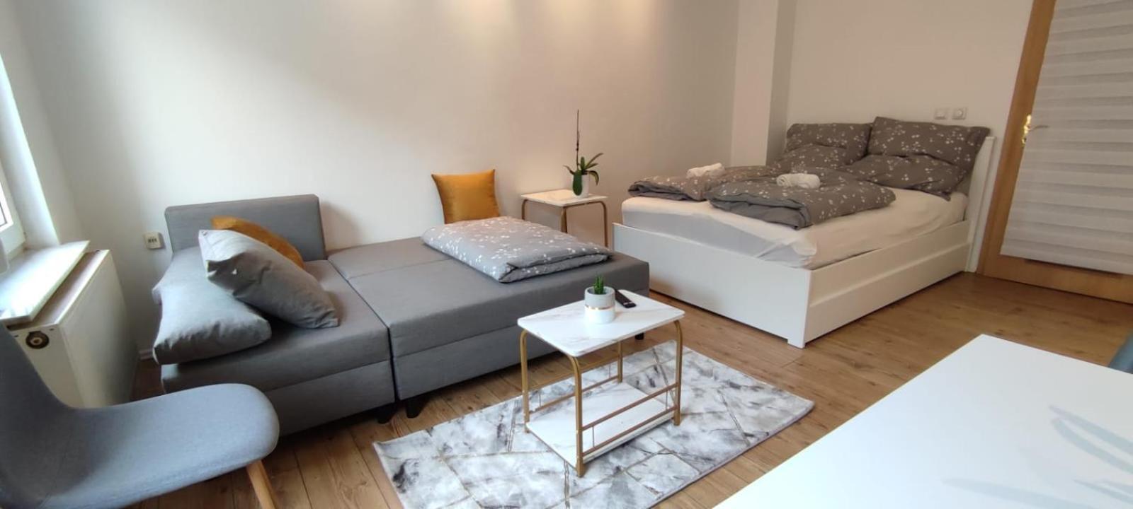 Privatzimmer-2 In Ruhiger Lage 9Min Von Hbh Нюрнберг Экстерьер фото